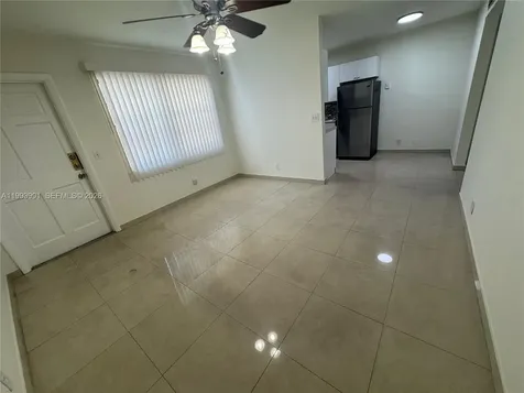 30 SE 4th Avenue Hallandale Beach FL 33009
