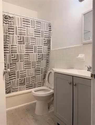 7717 Byron Avenue Miami Beach FL 33141