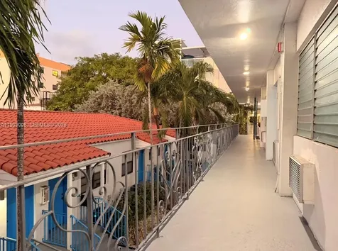 7717 Byron Avenue Miami Beach FL 33141