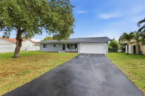 8515 NW 26th Drive Coral Springs FL 33065