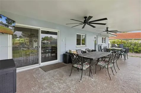 8515 NW 26th Drive Coral Springs FL 33065