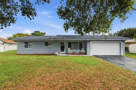 8515 NW 26th Drive Coral Springs FL 33065