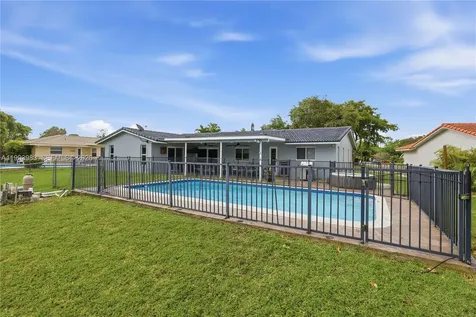 8515 NW 26th Drive Coral Springs FL 33065