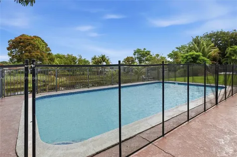 8515 NW 26th Drive Coral Springs FL 33065
