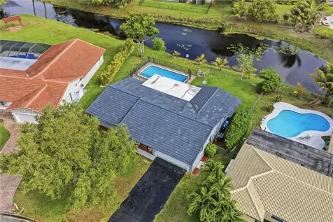 8515 NW 26th Drive Coral Springs FL 33065