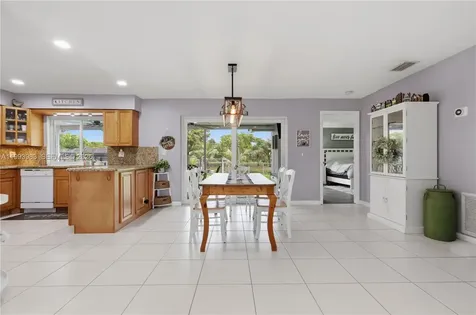8515 NW 26th Drive Coral Springs FL 33065