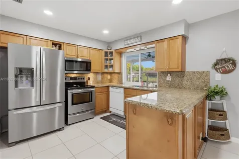 8515 NW 26th Drive Coral Springs FL 33065