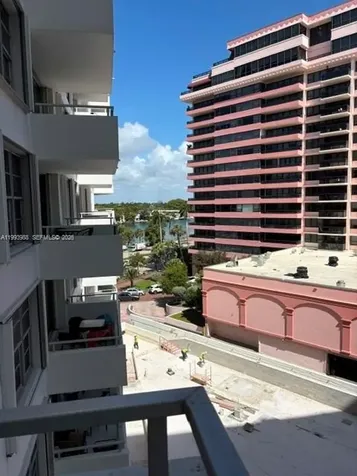 5161 Collins Avenue Miami Beach FL 33140