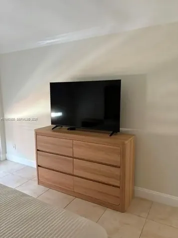 5161 Collins Avenue Miami Beach FL 33140
