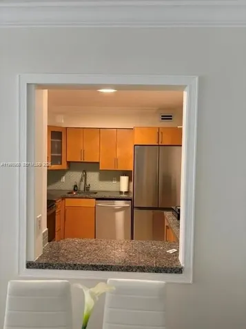 5161 Collins Avenue Miami Beach FL 33140