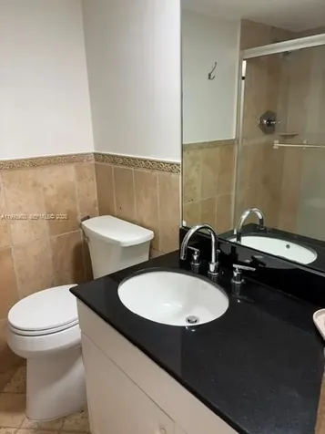 5161 Collins Avenue Miami Beach FL 33140