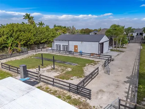 18360 SW 224th Street Miami FL 33170