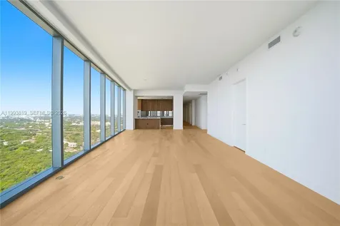 175 SE 25th Road Miami FL 33129