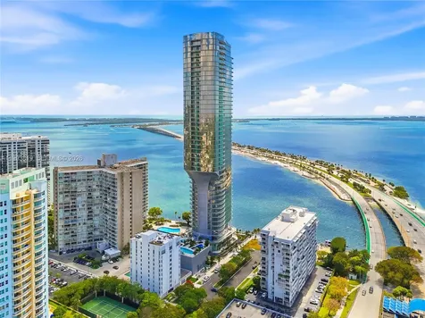 175 SE 25th Road Miami FL 33129