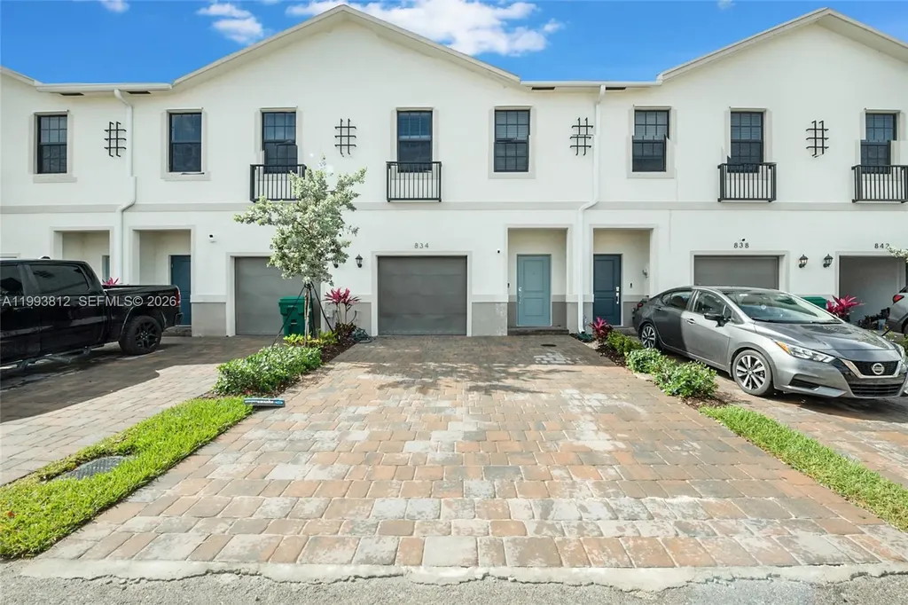 834 SW 11th Terrace Florida City FL 33034