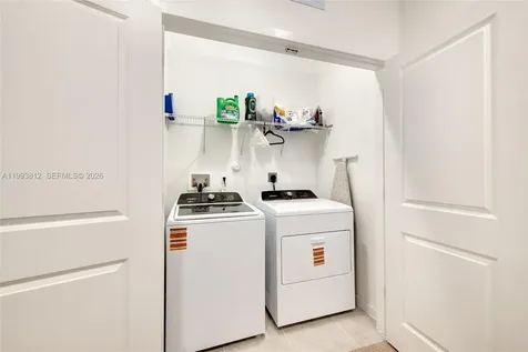834 SW 11th Terrace Florida City FL 33034