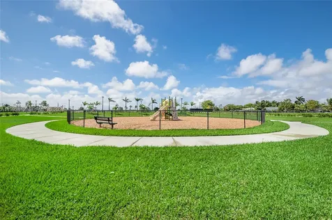 834 SW 11th Terrace Florida City FL 33034