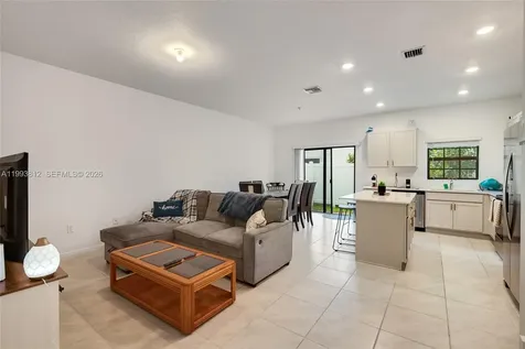 834 SW 11th Terrace Florida City FL 33034