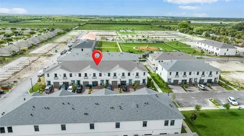 834 SW 11th Terrace Florida City FL 33034