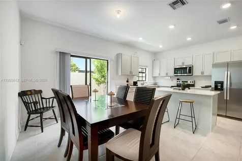 834 SW 11th Terrace Florida City FL 33034