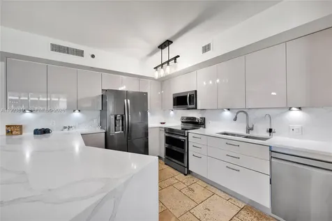 1800 S Ocean Drive Hallandale Beach FL 33009