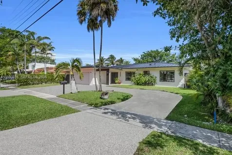 2025 Arch Creek Drive North Miami FL 33181
