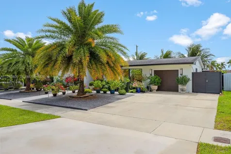 9420 SW 192nd Drive Cutler Bay FL 33157