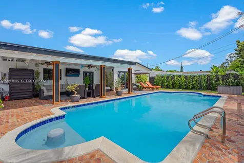9420 SW 192nd Drive Cutler Bay FL 33157