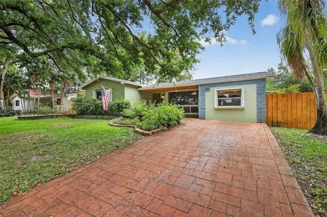 2006 N 38th Avenue Hollywood FL 33021