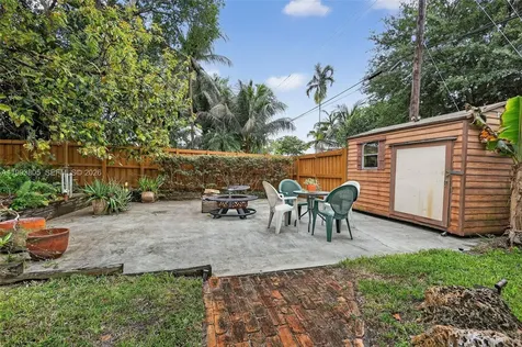 2006 N 38th Avenue Hollywood FL 33021
