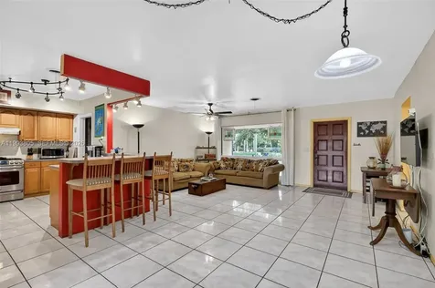 2006 N 38th Avenue Hollywood FL 33021