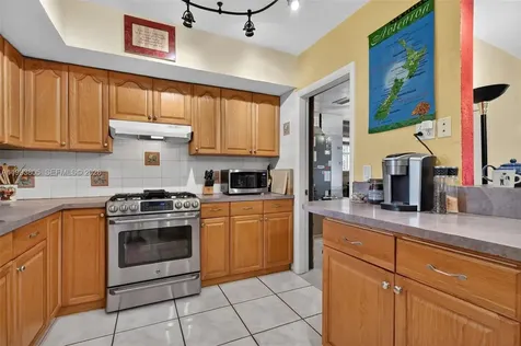 2006 N 38th Avenue Hollywood FL 33021