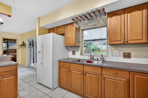 2006 N 38th Avenue Hollywood FL 33021