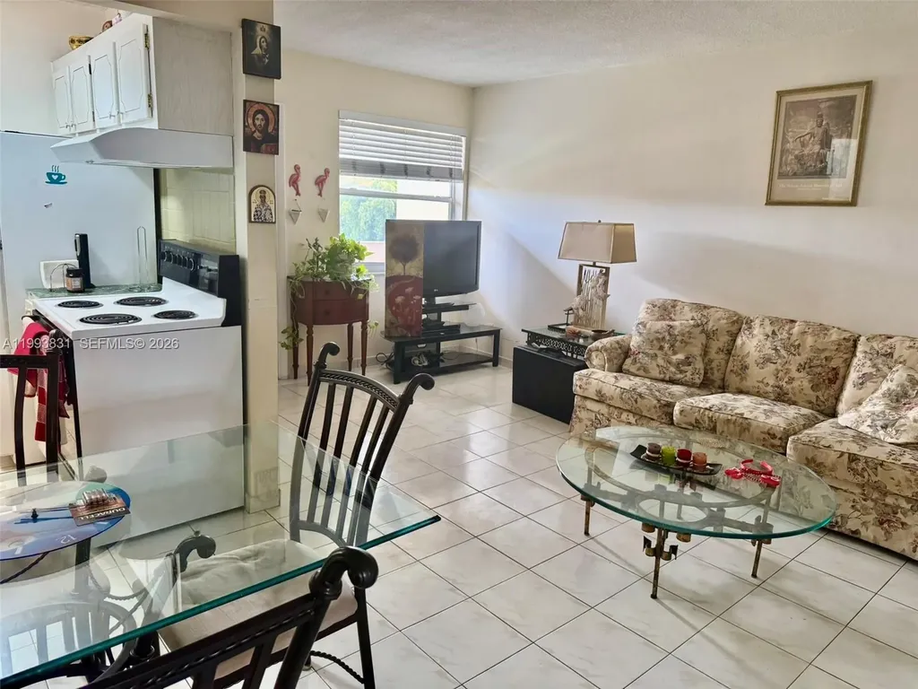 2145 Pierce Street Hollywood FL 33020