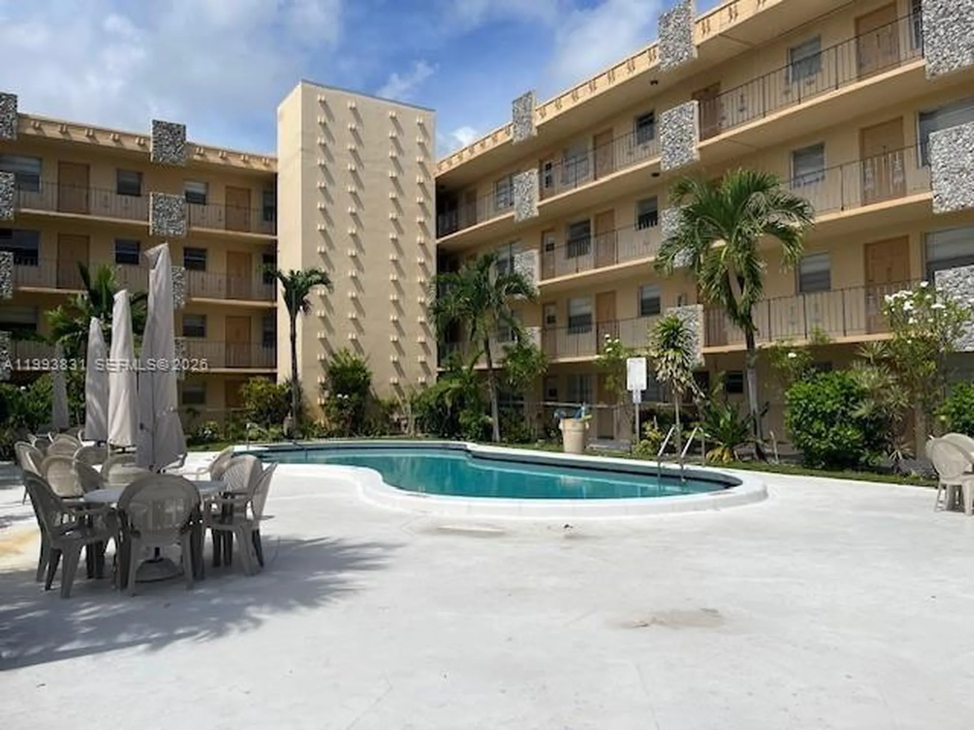 2145 Pierce Street Hollywood FL 33020