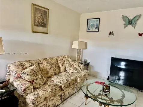 2145 Pierce Street Hollywood FL 33020