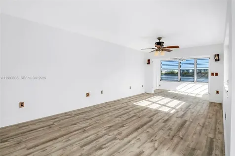 285 NE 191st Street Miami FL 33179