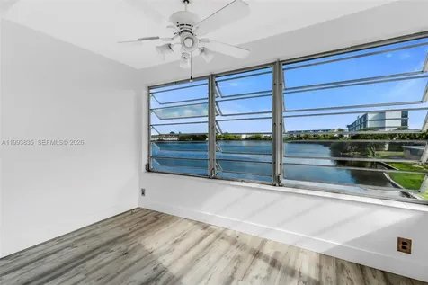 285 NE 191st Street Miami FL 33179