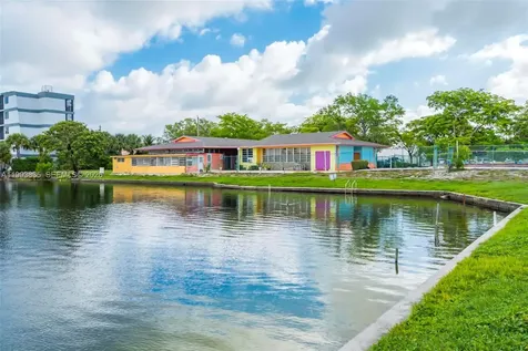 285 NE 191st Street Miami FL 33179