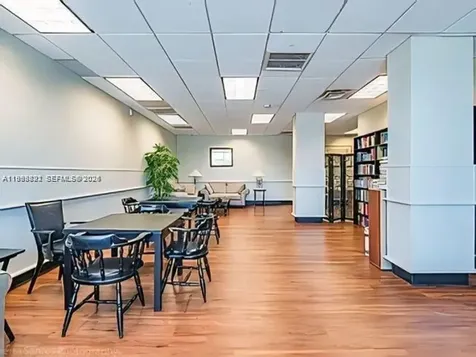 500 Bayview Drive Sunny Isles Beach FL 33160