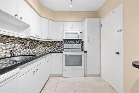 500 Bayview Drive Sunny Isles Beach FL 33160