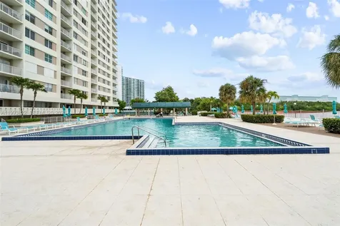 500 Bayview Drive Sunny Isles Beach FL 33160