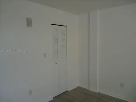 14611 N Kendall Drive Miami FL 33186