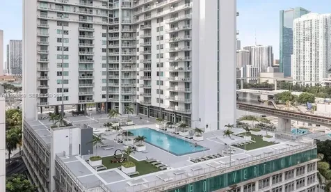 690 SW 1st Court Miami FL 33130
