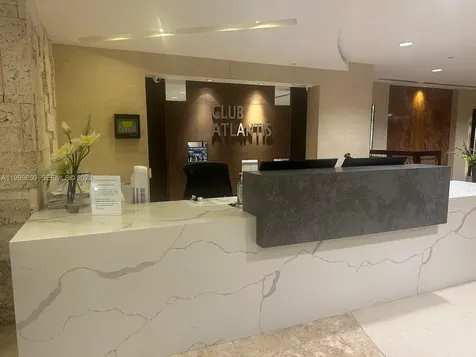 2555 Collins Avenue Miami Beach FL 33140