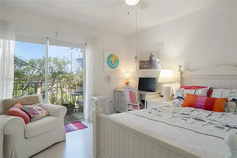 300 Ocean Drive Key Largo FL 33037