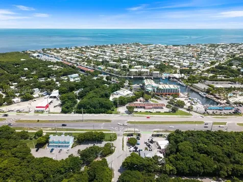 300 Ocean Drive Key Largo FL 33037