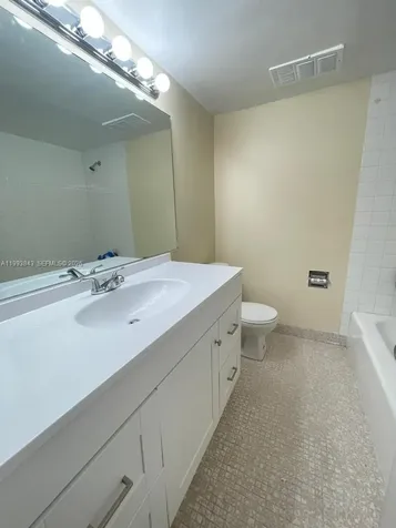 4222 Inverrary Boulevard Lauderhill FL 33319