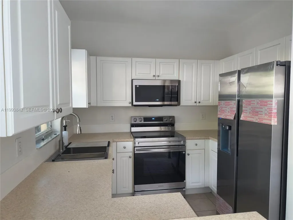 4125 NE 24th Drive Homestead FL 33033
