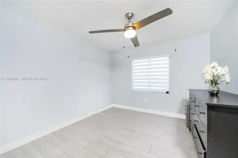 1820 SW 140th Place Miami FL 33175
